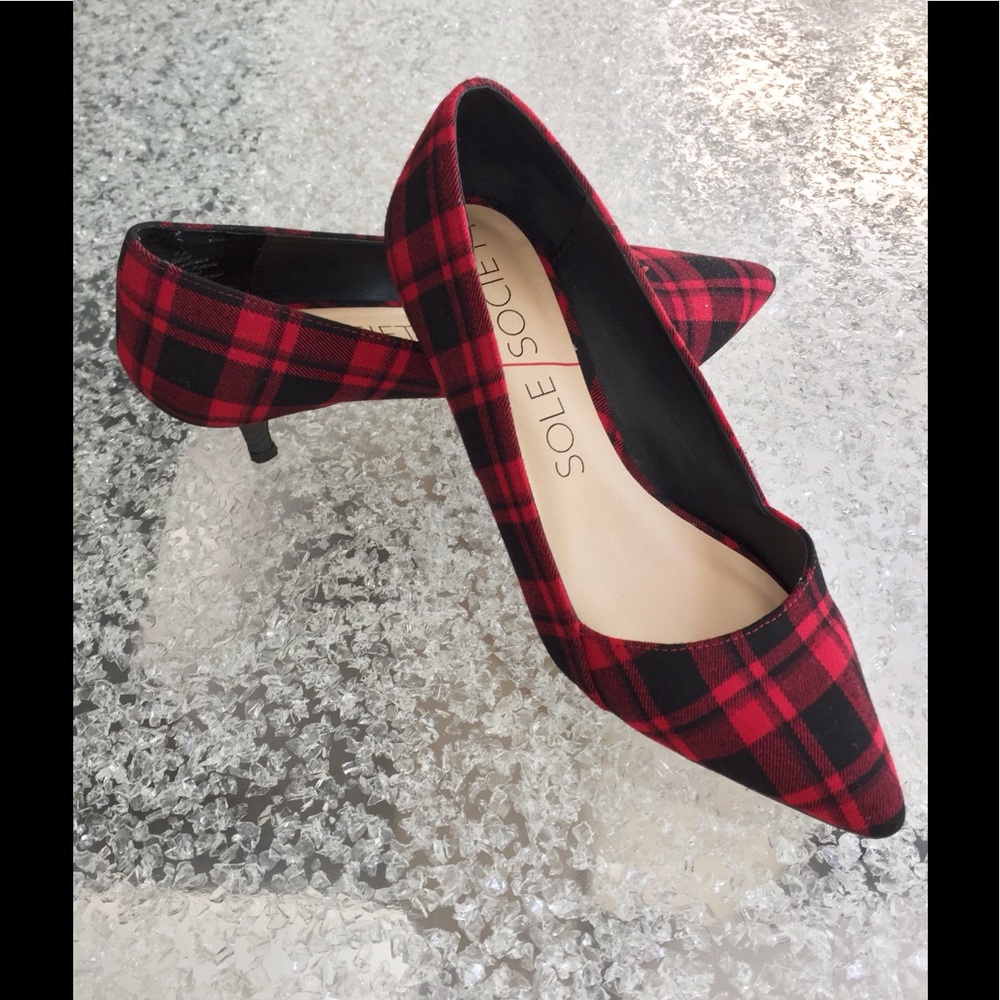 Reduced !  RED PLAID KITTEN HEELS!